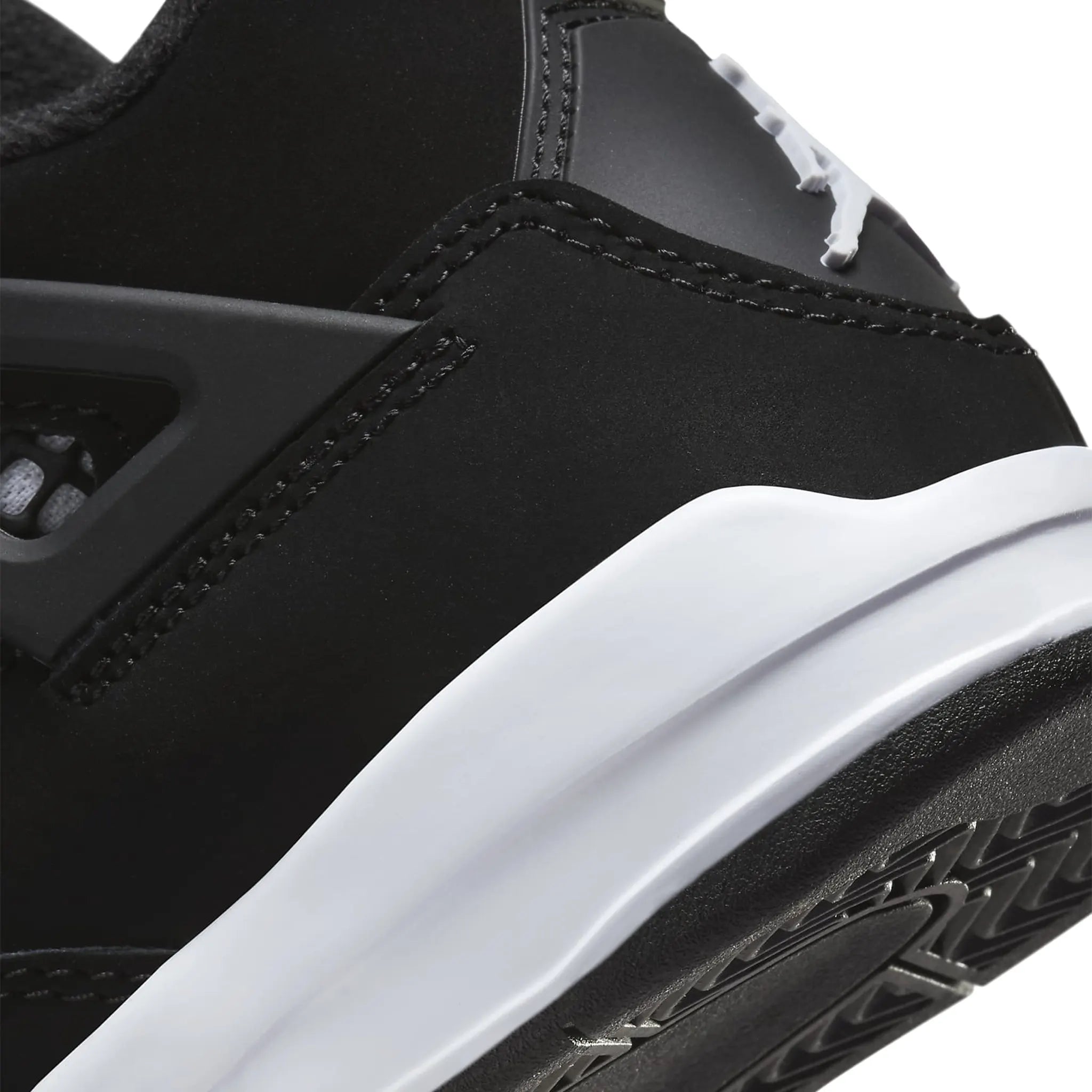 Heel detail view of Air Jordan 4 Retro White Thunder (PS) FV4537-001